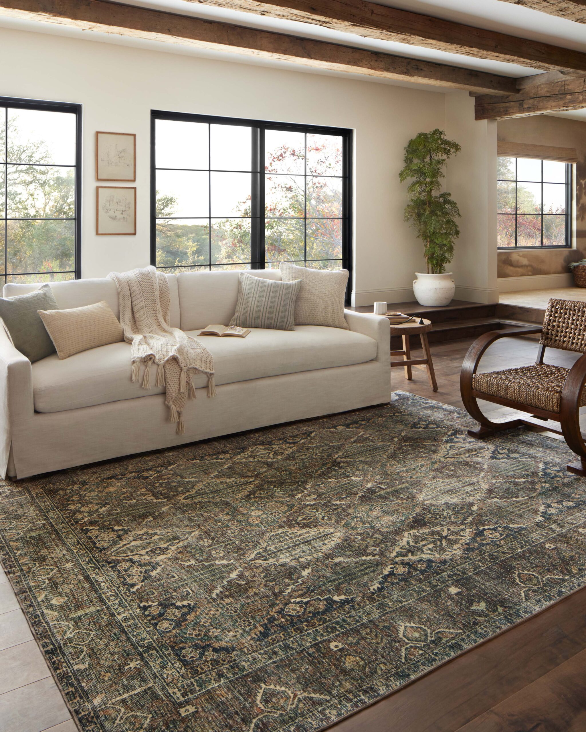 Magnolia Home by Joanna Spice / Blue Rug