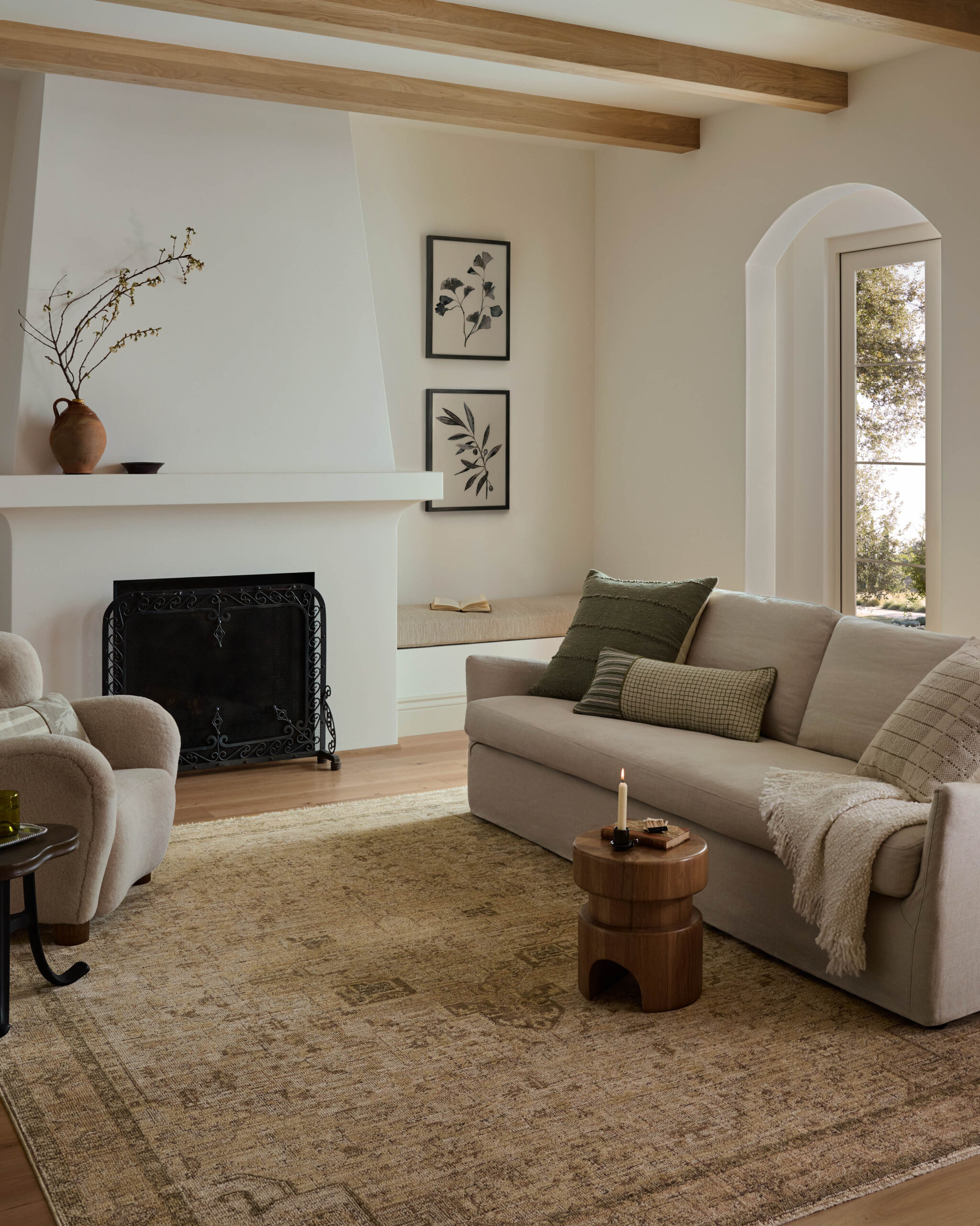 Loloi Priscilla Beige / Beige / Earth Rug